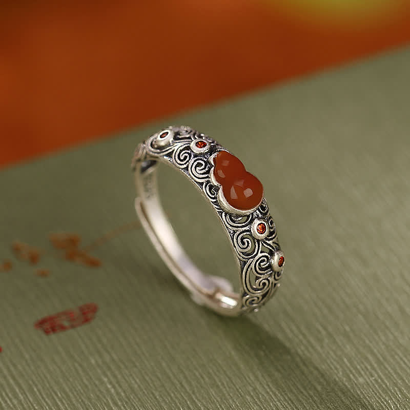 Agate and Jade Gourd Silver Ring — product view 1