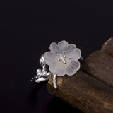 Clear Crystal Flower Silver Ring — detail view 4