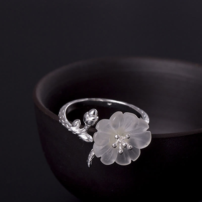 Clear Crystal Flower Silver Ring — detail view 5