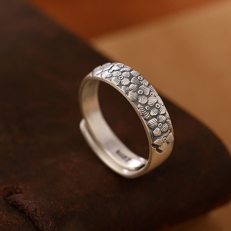 Engraved Floral Silver Band — detail view 5