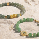 Pulsera de jade con moneda
