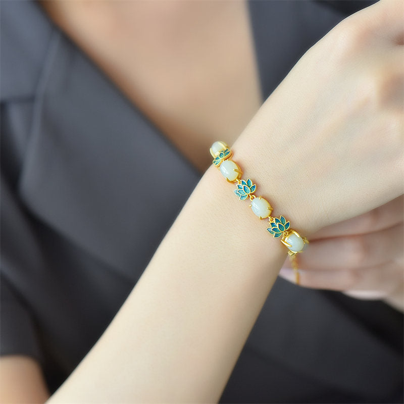 Jade Lotus Chain Bracelet — detail view 3