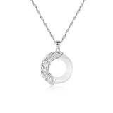 Collar con colgante de piedra koi