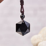 Collar con hexagrama de obsidiana