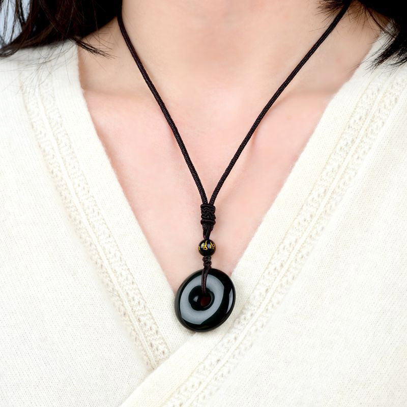 Collier cordon et pendentif en obsidienne