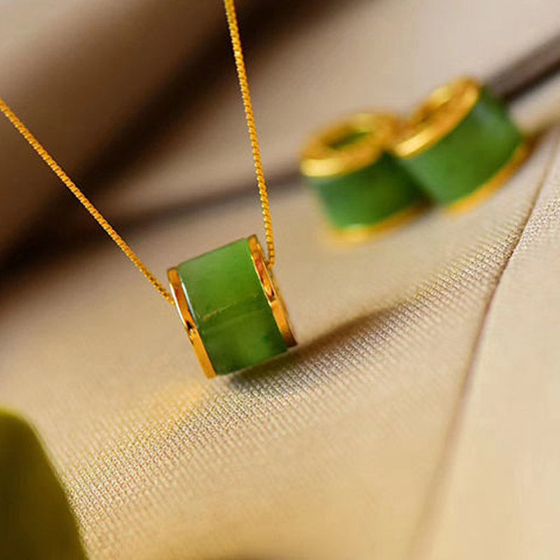 Round Jade Silver-Plated Necklace — detail view 5