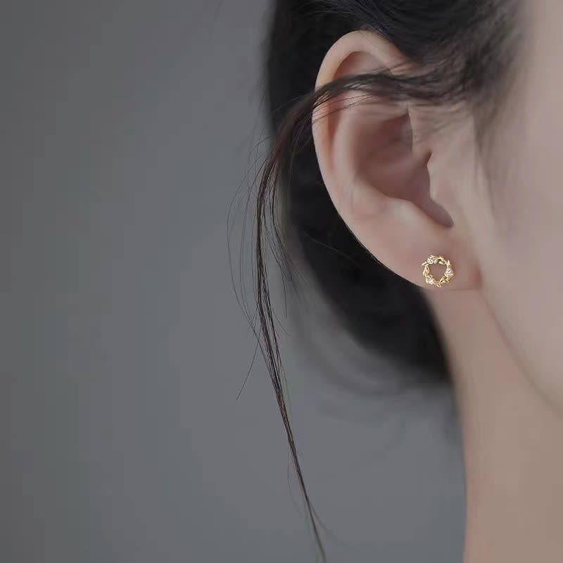 Tiny Wreath Stud Earrings — detail view 2